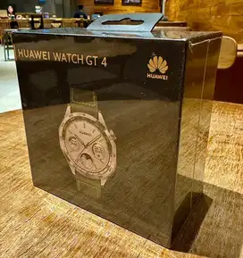 SEALED: HUAWEI WATCH GT 4 GREEN WOVEN