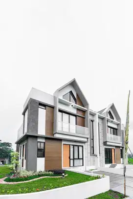 Rumah dengan pemandangan Gunung salak dan Citylight Kota Bogor!