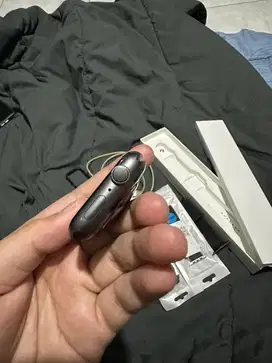 Apple watch series 4