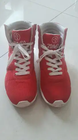 Sepatu zumba second