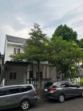 Disewakan rumah di bintaro sektor 9
