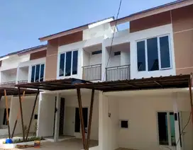 Rumah 2lantai Lokasi Strategis di Boulevard GDC Alun-Alun Depok