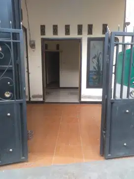 RUMAH KOS SIAP HUNI DINOYO DEKAT UB UNISMA