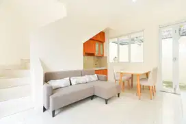 Rumah Modern 3 Mnt ke Lotte Grosir Serpong Sudah Renov J-22448