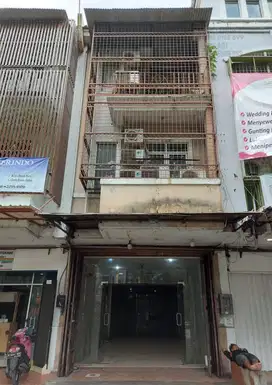 Disewakan Ruko Taman Palem Lestari 4 Lantai