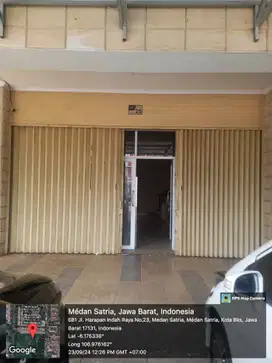 Disewakan Ruko 4 lantai, Harapan Indah Bekasi