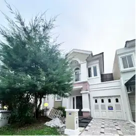 Disewakan Rumah Bagus Furnished di Garnet PHG Gading Serpong