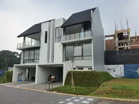 Only 2 units Sierra at Serenia hills Lebak Bulus