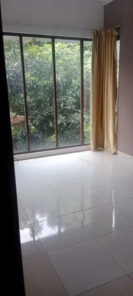 Rumah 2 Lantai Siap Huni Lokasi Strategis di Bintaro Sektor 9. 14751