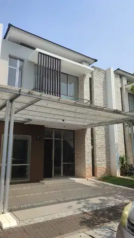 sewa rumah PIK2 cluster Magenta 8x15 harga murah