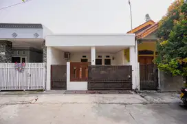Rumah Strategis 10 Mnt ke SMA Al-Azhar 8 Summarecon Bekasi SHM J-23016