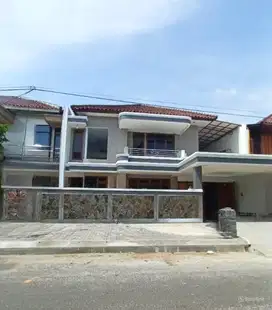 Rumah 2lt 14x25 350m type 4KT Taman modern Cakung Jakarta Timur