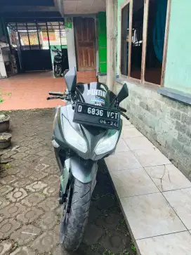 Dijual Cepat Motor Ninja EXL 250 FI Abu Metalik
