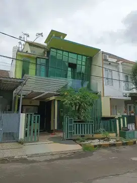 rumh istimewa green view galaxy