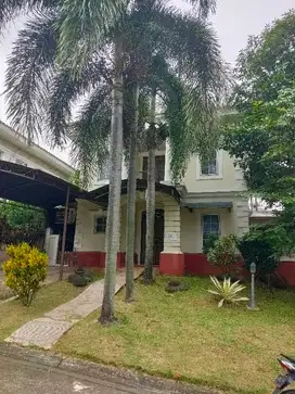 dijual cepat rumah dua lantai di cluster depan sentul