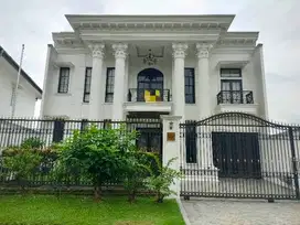 dijual rumah mewah swimming pool siap huni di sentul city