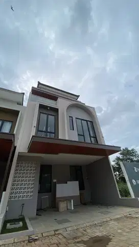 rumah mewah 1M an dekat MRT,Mall & tol Lebak bulus Jakarta Selatan