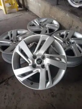 Velg Mobil ORIGINAL Daihatsu Rocky R16 Pcd 4x100