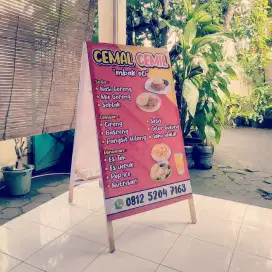 Segitiga promosi banner kayu jagrak lipat pinggir jalan murah cepat
