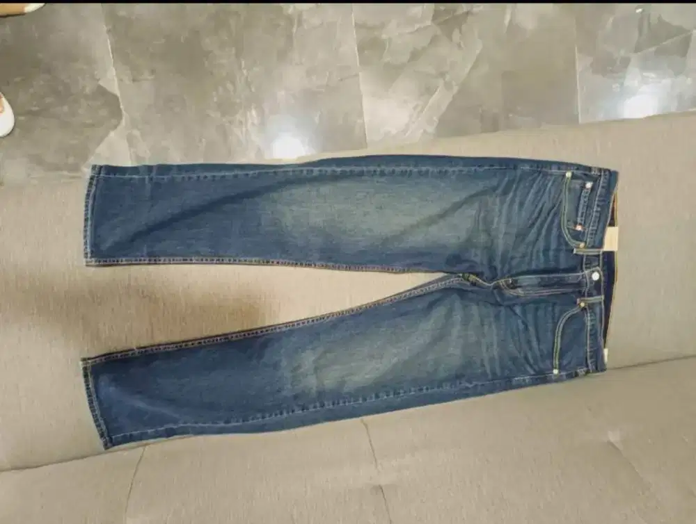 Celana Jeans Levi's 505 Reguler New size 33
