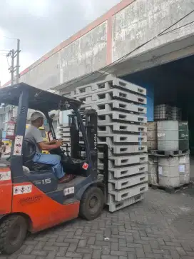 pallet plastik second bagus