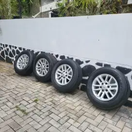Velg oem fortuner VNT