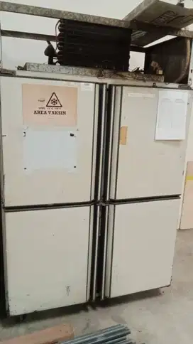 Chiller CHILLER TYPE 40AH/TW dan UP RIGHT CHILLER 4 PINTU Merk GEA