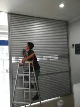 Tukang reparasi rolling door folding gate murah
