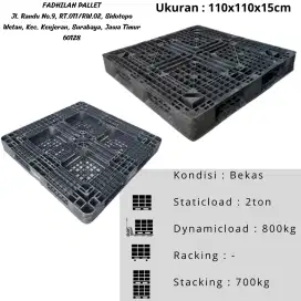 Pallet plastik second palet plastik bekas