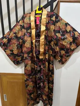 Baju kimono asli dari Jepang
