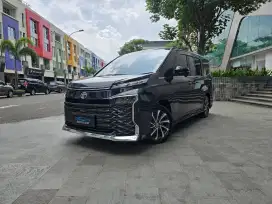 [ LOW KM ] Toyota Voxy TSS 2023