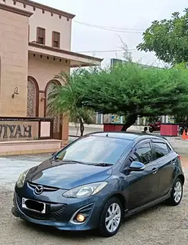 Mazda2 HB V 1.5 AT 2013