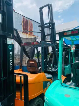 DIJUAL FORKLIFT BEKAS CATERPILLAR 3 TON MAST TWO STAGE 6 METER TH MUDA