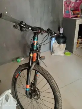 Jual sepeda Thrill gunung MTB Cleave 1.0 size M 27,5in