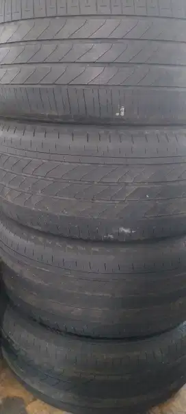 Ban BS T005 235/50R18, 4pc.