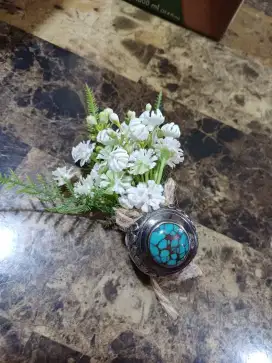 Cincin Batu Pirus.