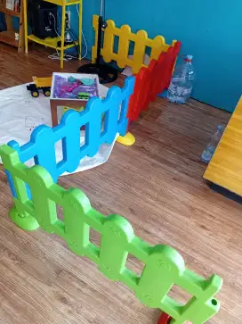Pagar bayi playground