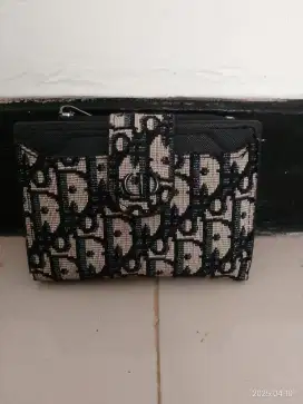 JUAL DOMPET DIOR