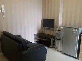 ready apartemen green lake sunter,2kamar,hoek,luas 42,view pool