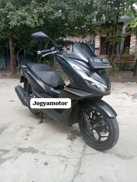 Honda pcx 160 tahun 2021 motor second murah meriah