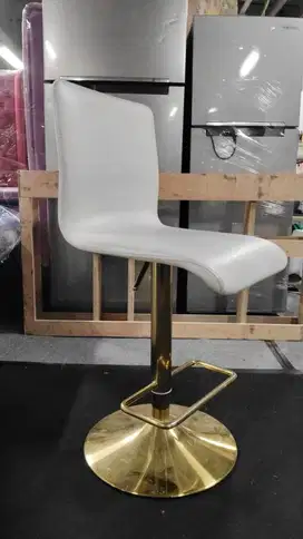 WHITE STOOL / KURSI PUTIH / STOOL PUTIH
