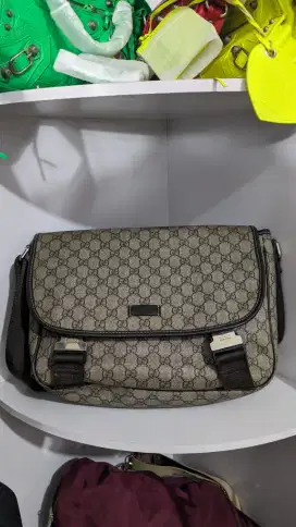 Tas Selempang Gucci