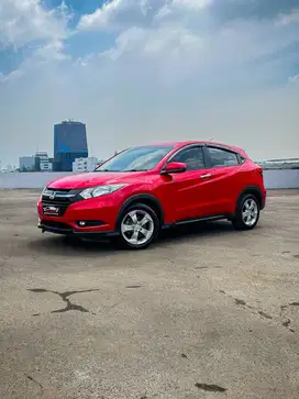 HONDA HRV RU1 E CVT CKD (2017) good condition