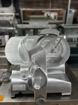 Branded dan Original Ga Harus Mahal Meat slicer
Merk Hobart