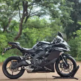 KAWASAKI ZX25R NON ABS 2021 KM 2000 PERAK MANTAP PAJAK HIDUP