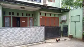 Dijual Murah BU Rumah Strategis, 2 Lantai, Dekat dgn JKT