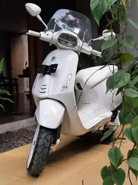 Vespa Limited edition X Justin bieber