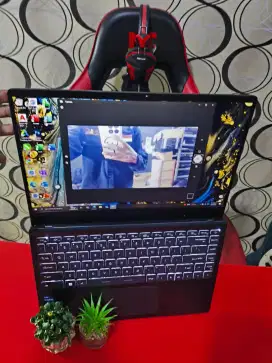 Laptop MSI Modern 14 B11MOU-E1403IMS [SSD 512GB]