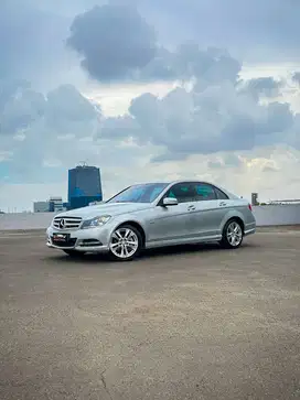 MERCEDES BENZ C200 CGI AT (2011)