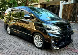 Vellfire ZG Prem Sound 2.4 At 2014 (Istimewa)